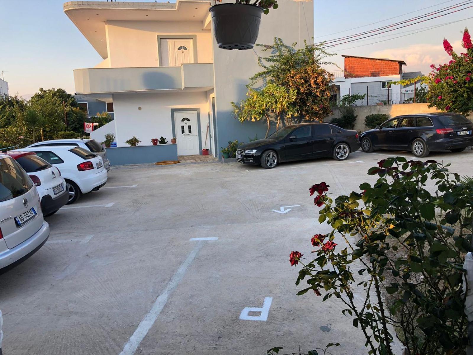 קסאמיל Villa Isufi מראה חיצוני תמונה