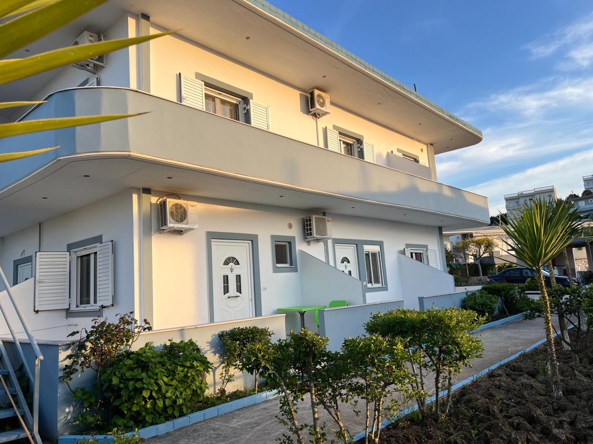 קסאמיל Villa Isufi מראה חיצוני תמונה